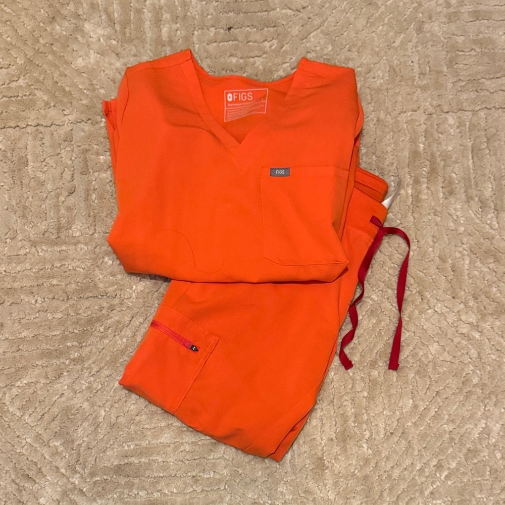 Figs Vibrant Orange Scrub Set